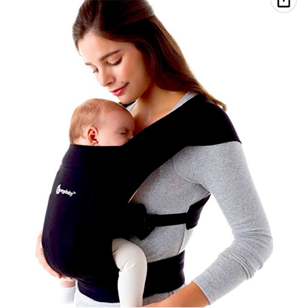 Ergo baby Embrace Newborn Carrier pure black like new condition